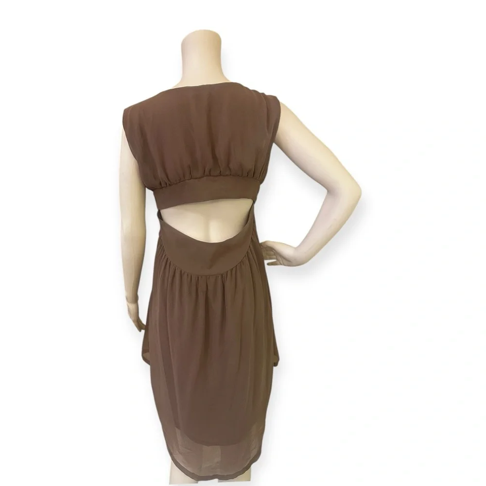 Chic Mauve Sleeveless Dress